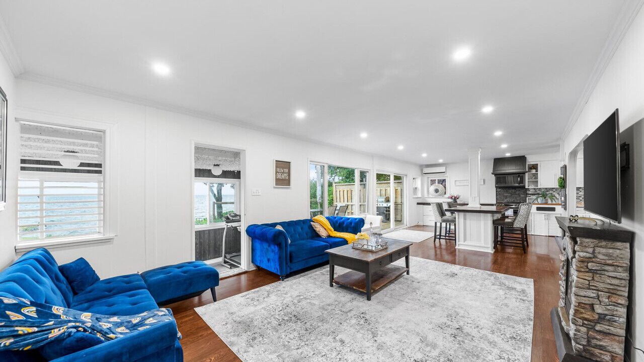 Photo of Livingroom in Ramara