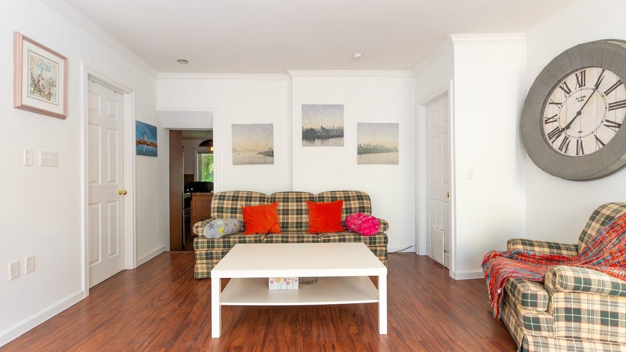 Photo of Livingroom in Sutton