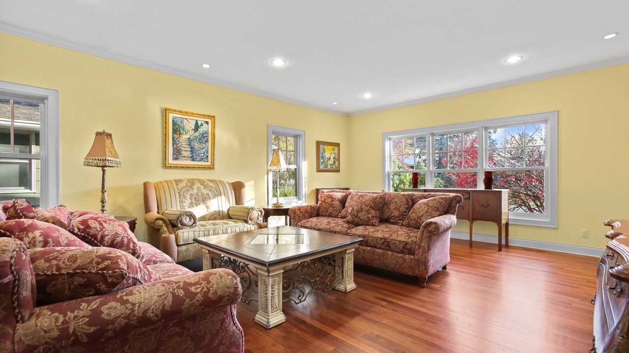 Photo of Livingroom in Edina