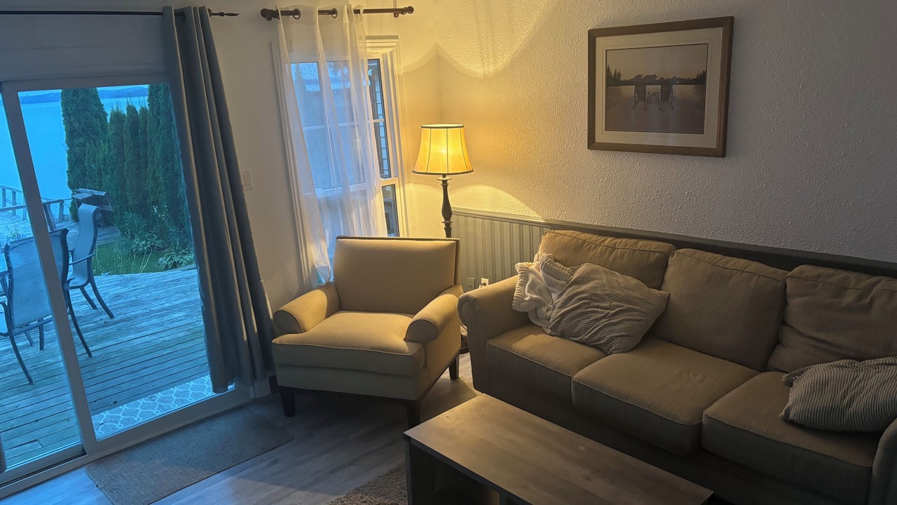 Photo of Livingroom in Roseneath