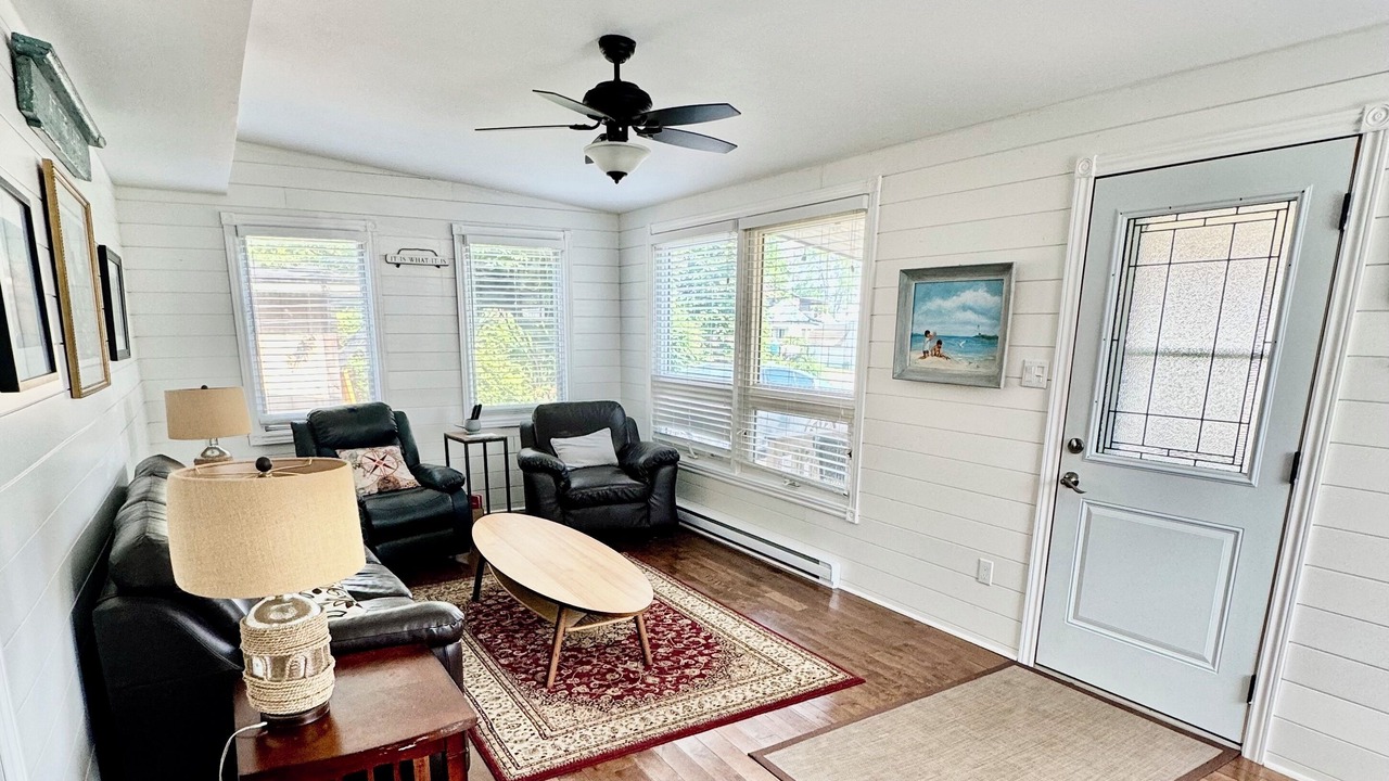 Photo of Livingroom in Selkirk