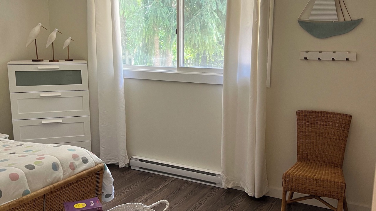 Photo of Bedroom in Grand Bend