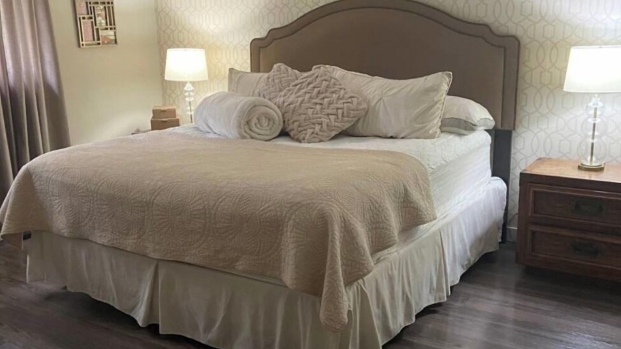 Photo of Bedroom in Grand Bend