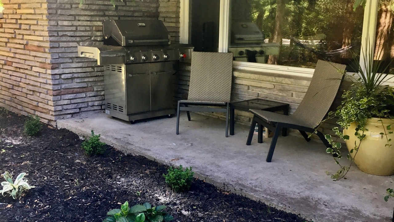 Photo of Patio Balcony in Grand Bend