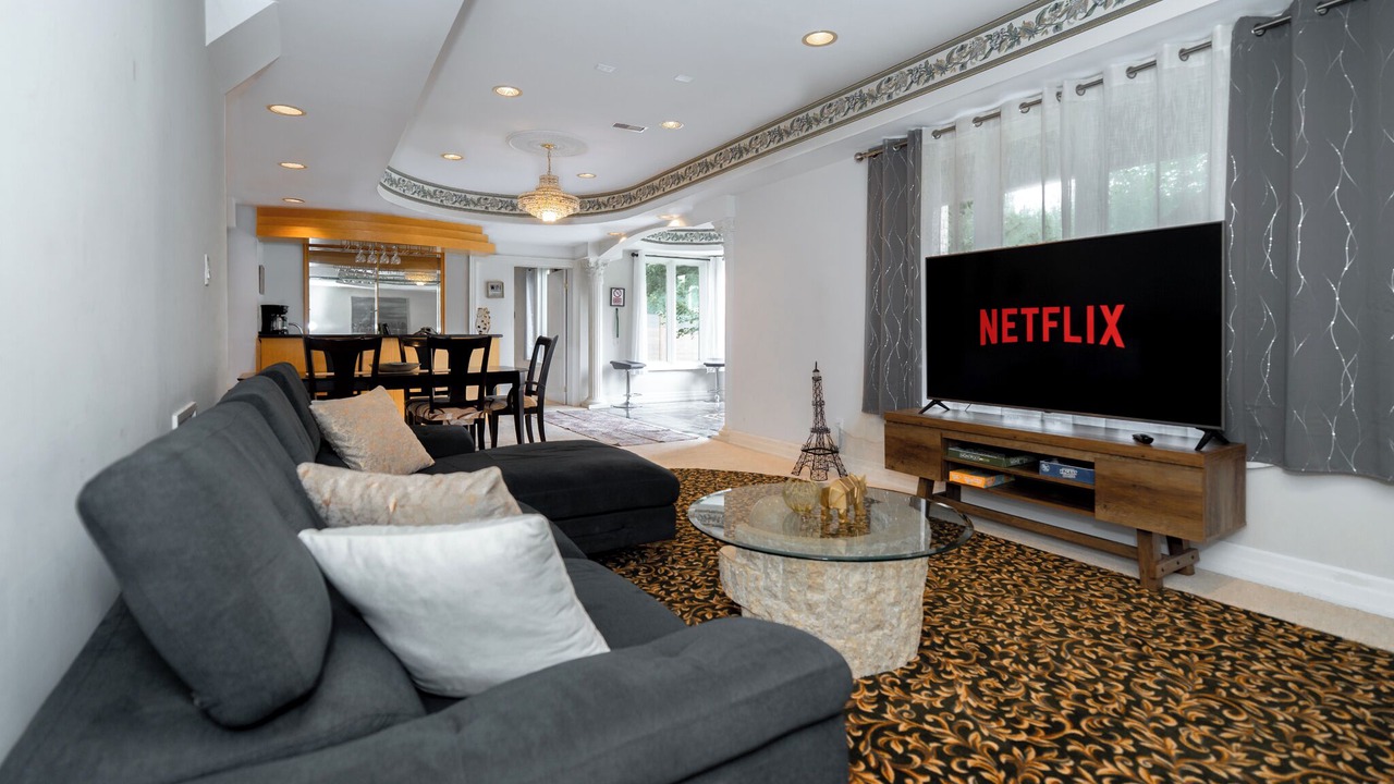 Photo of Livingroom in Richmond Hill
