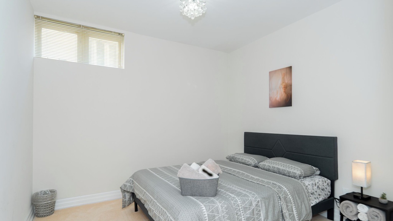 Photo of Bedroom in Richmond Hill