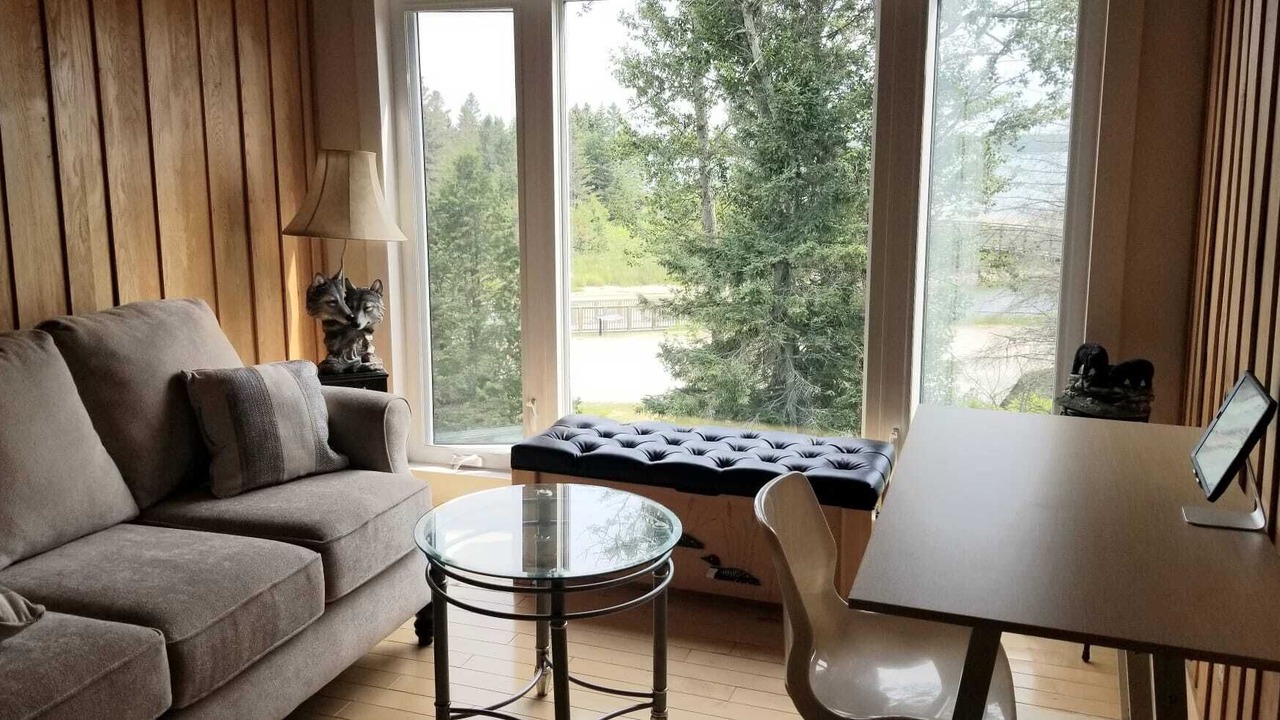 Photo of Livingroom in Manitoulin District