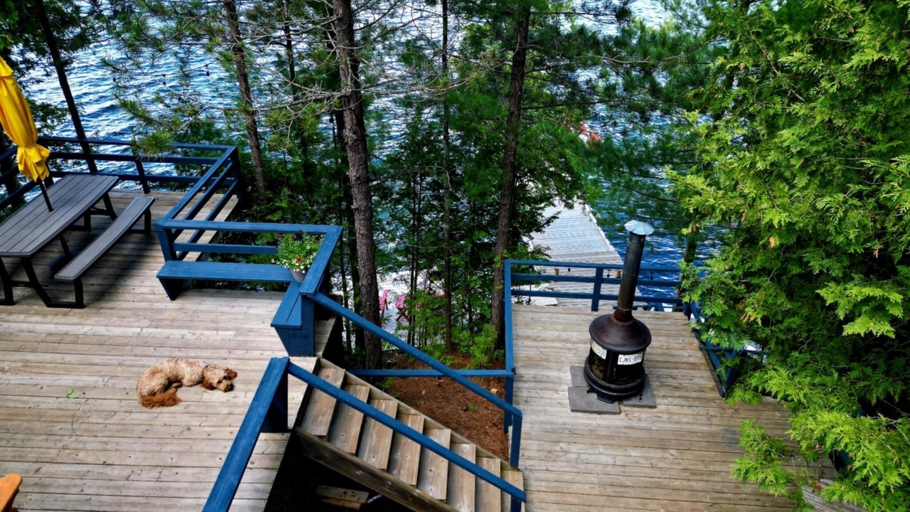 Photo of Patio Balcony in North Frontenac