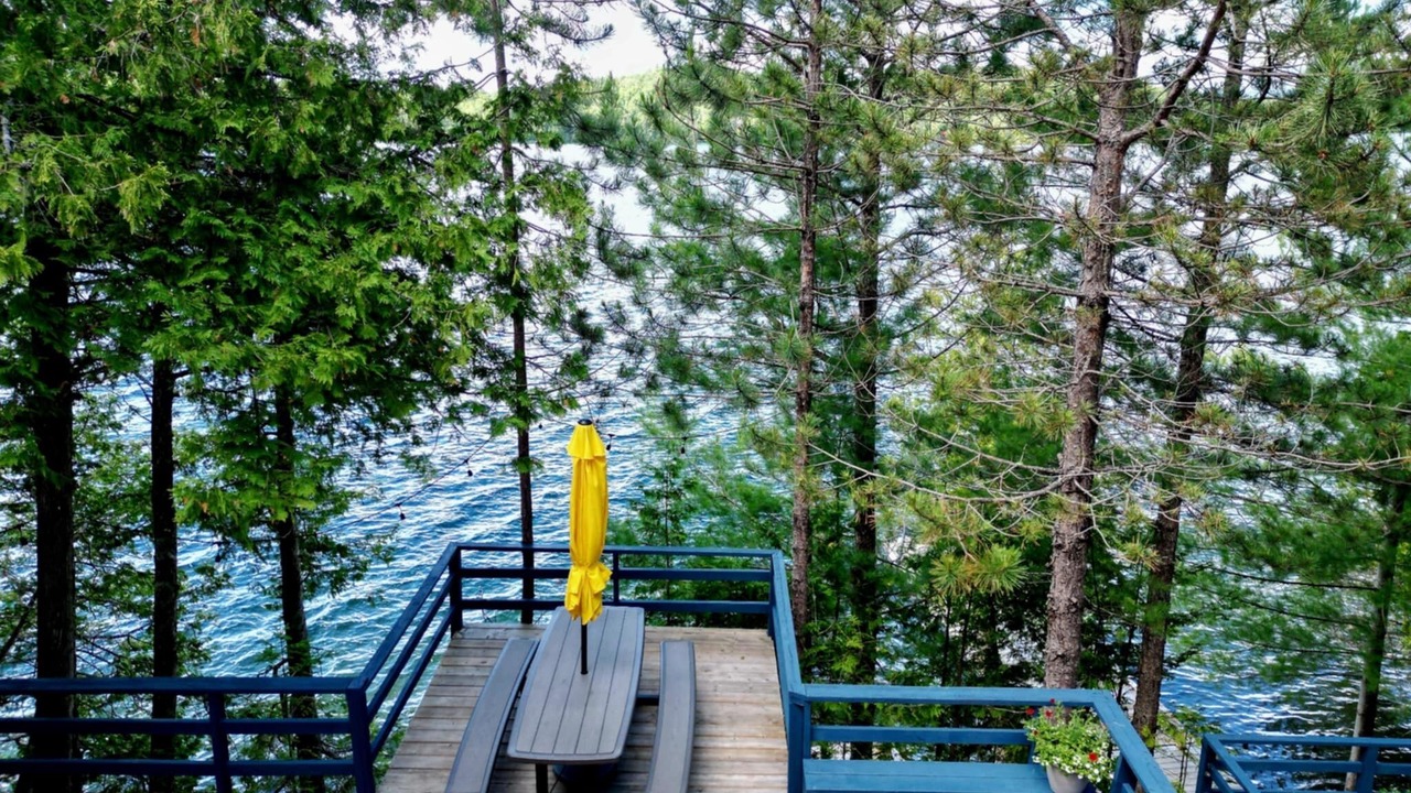 Photo of Patio Balcony in North Frontenac