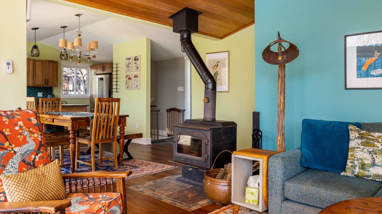 Photo of Livingroom in Jones Falls