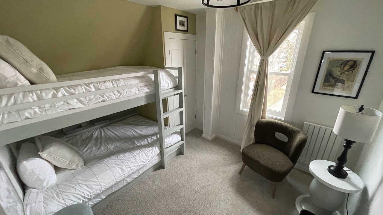 Photo of Bedroom in Victoria
