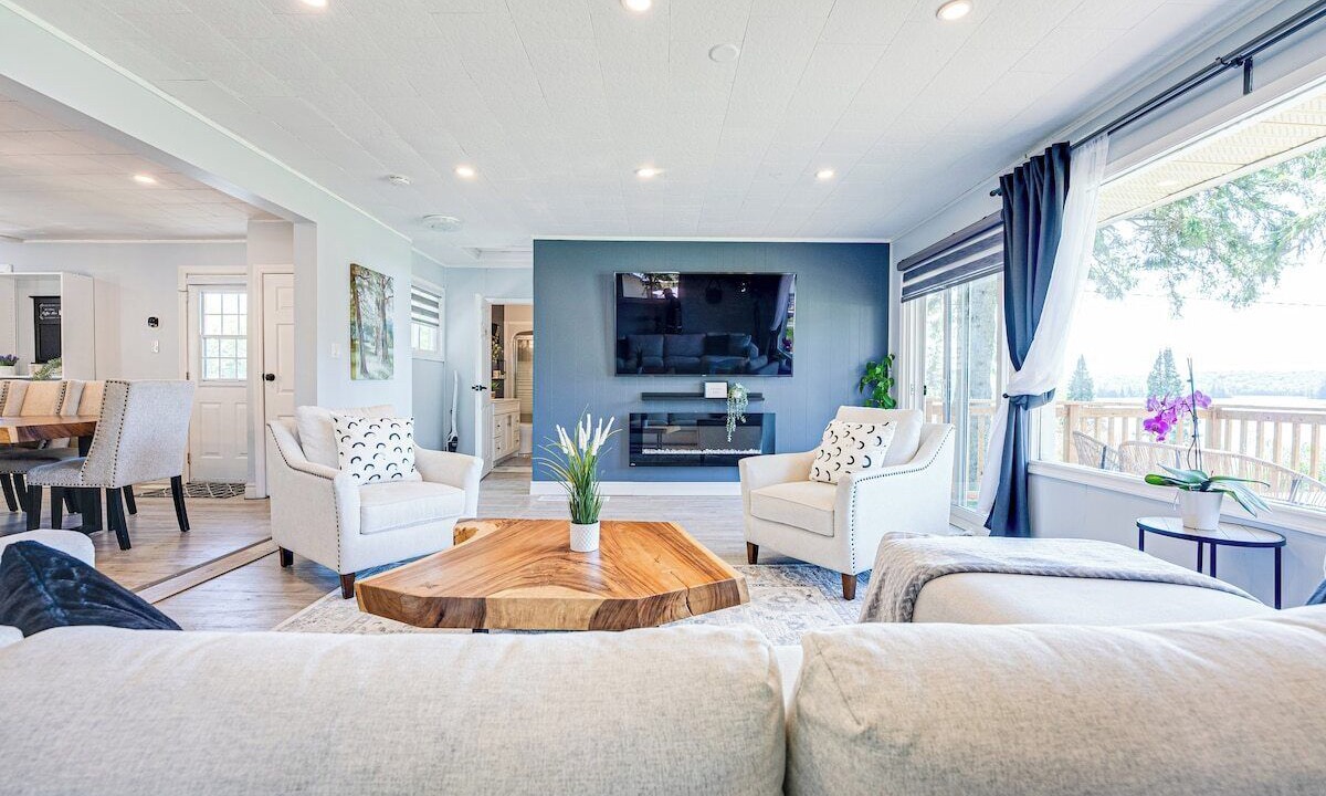 Photo of Livingroom in Magnetawan