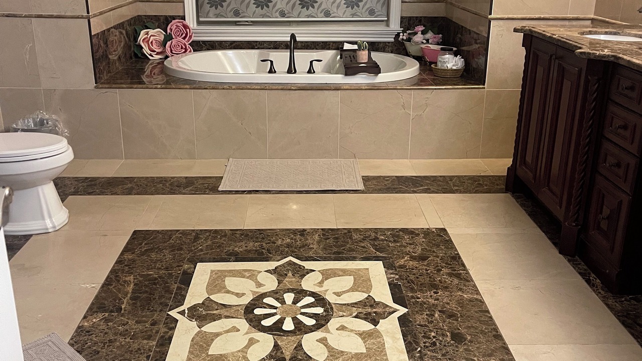 Photo of Bathroom in Lindsay