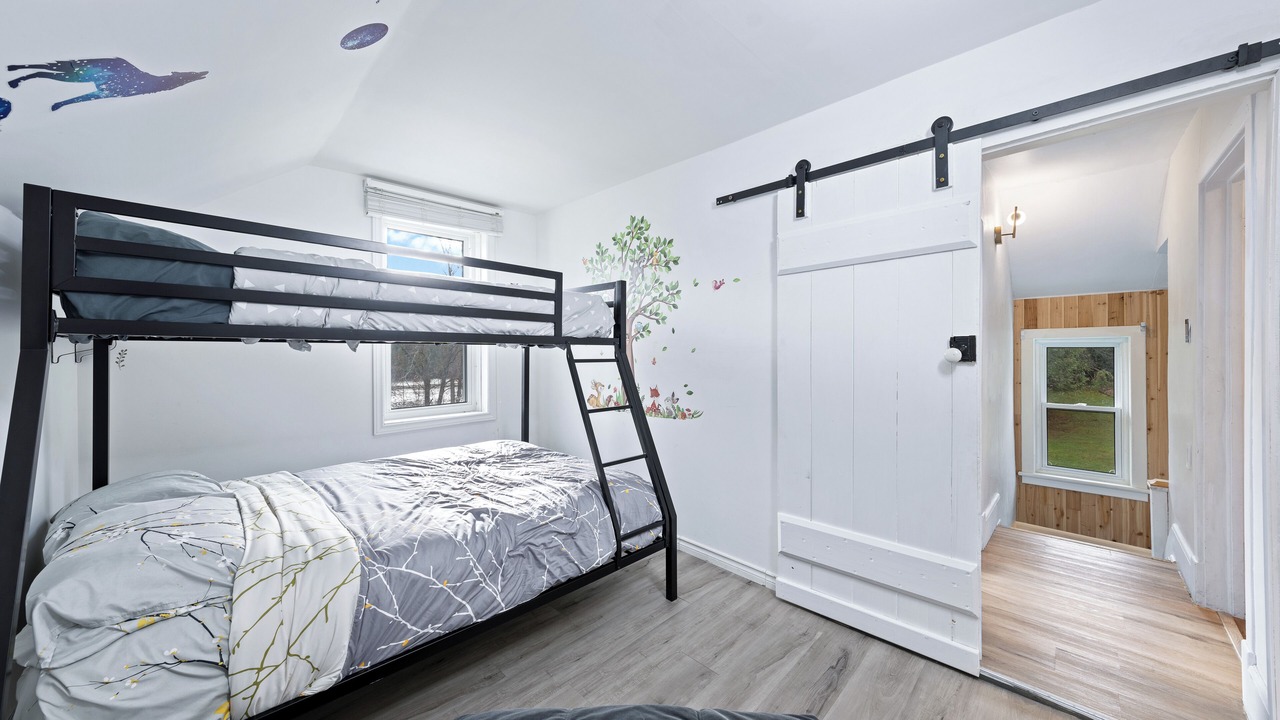 Photo of Bedroom in North Frontenac