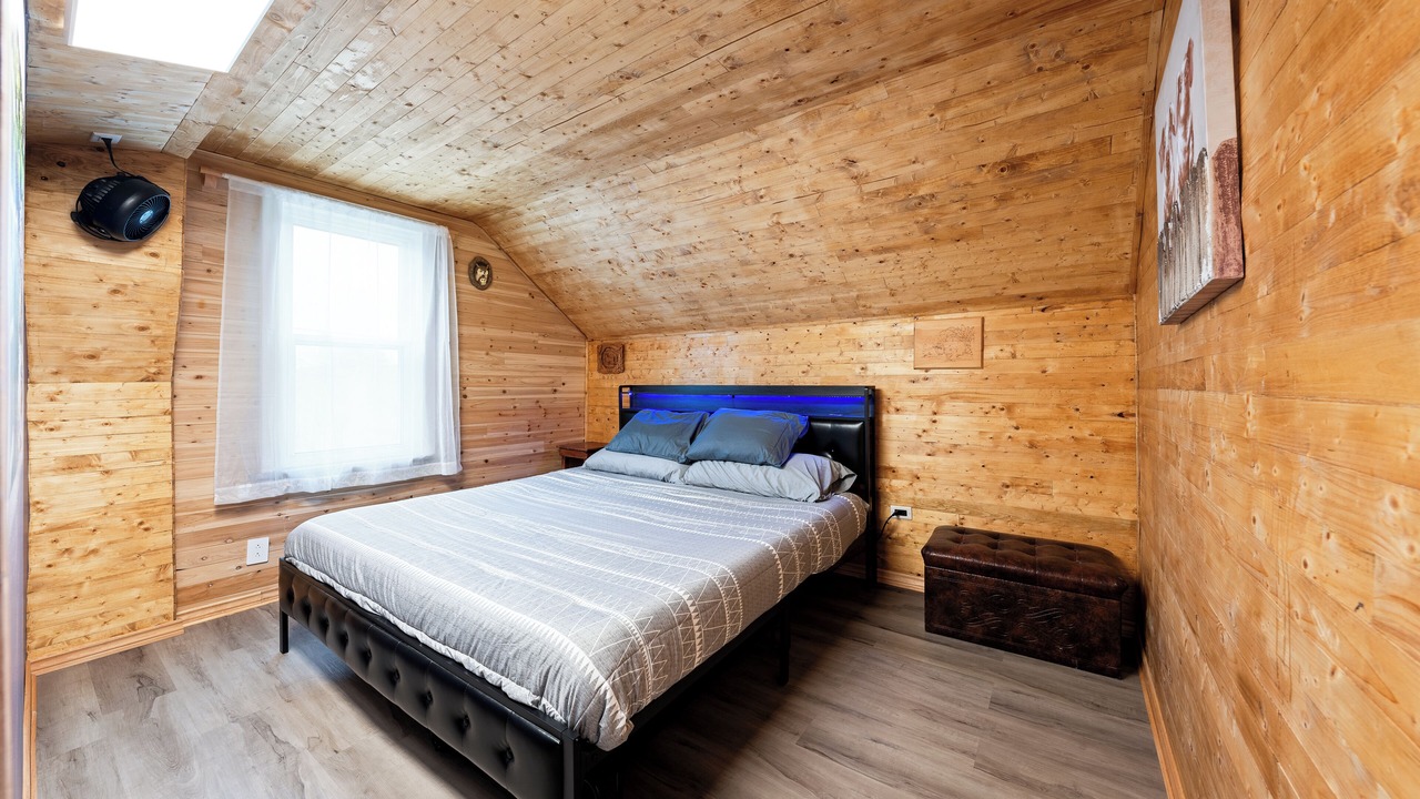 Photo of Bedroom in North Frontenac
