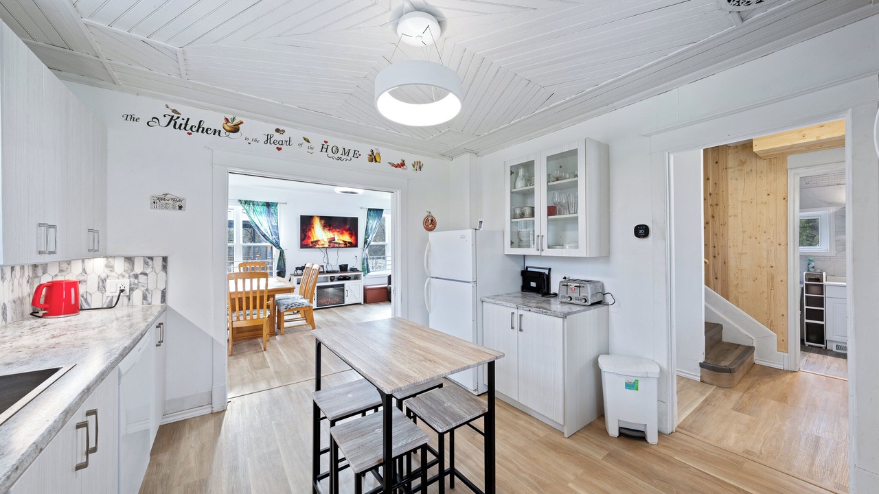 Photo of Kitchen in North Frontenac