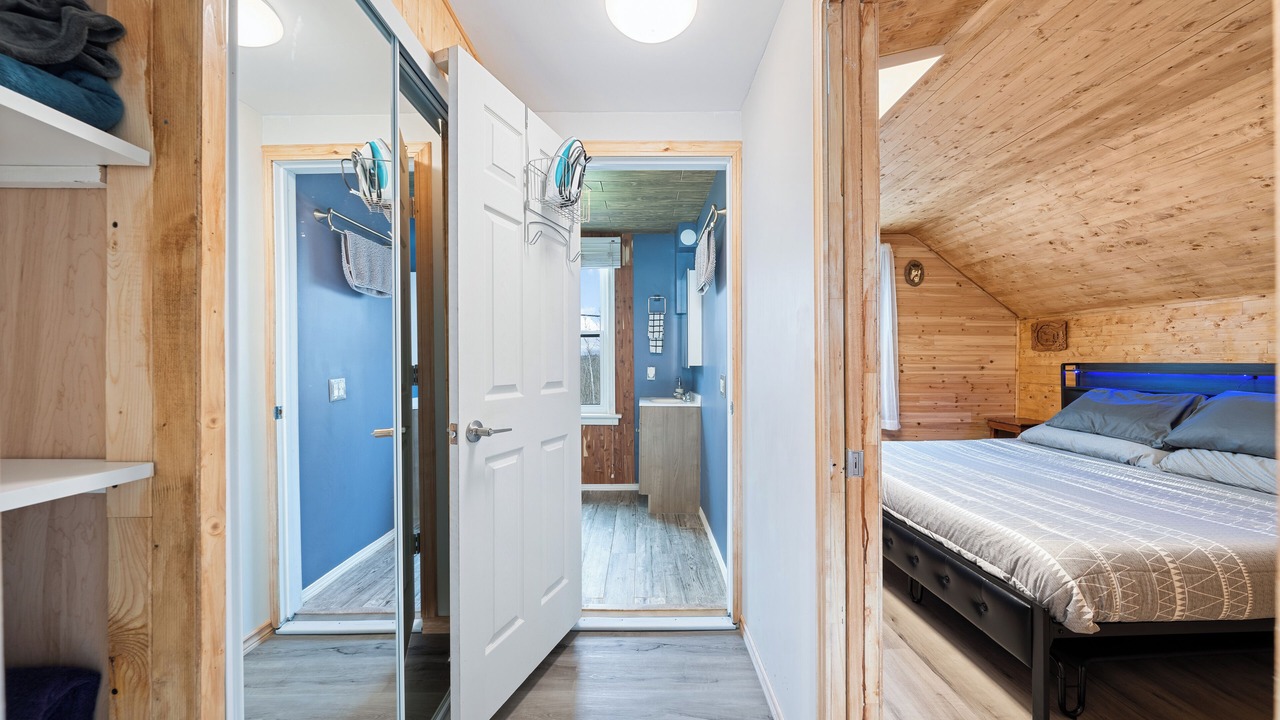 Photo of Bedroom in North Frontenac
