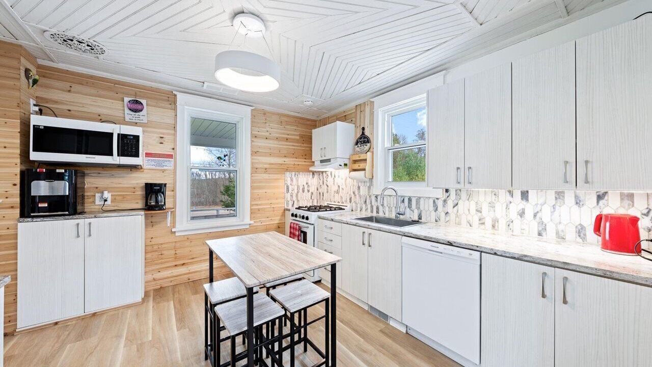 Photo of Kitchen in North Frontenac
