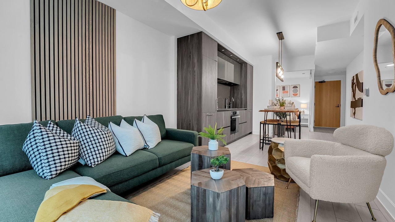 Photo of Livingroom in Toronto Entertainment District