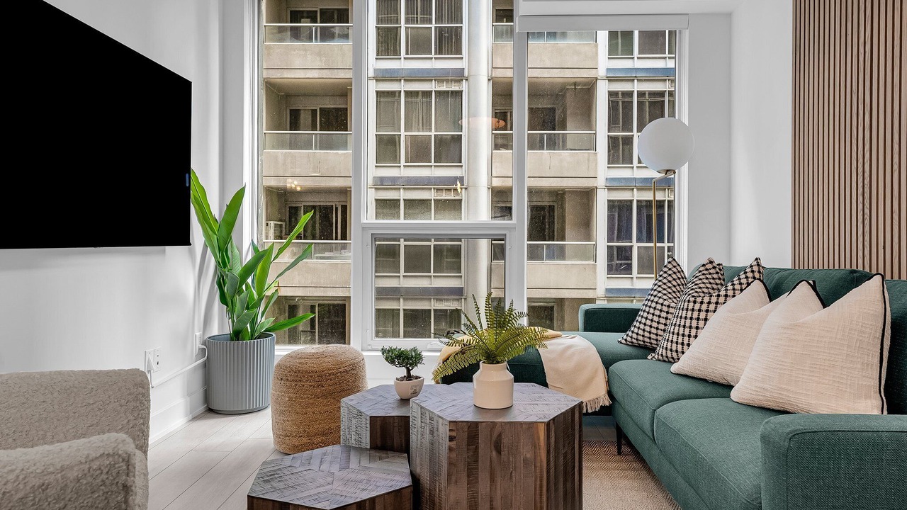 Photo of Livingroom in Toronto Entertainment District