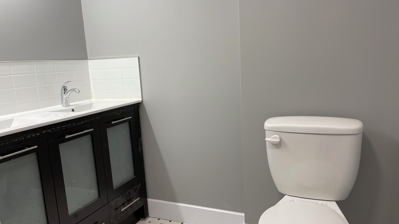 Photo of Bathroom in Loyalist