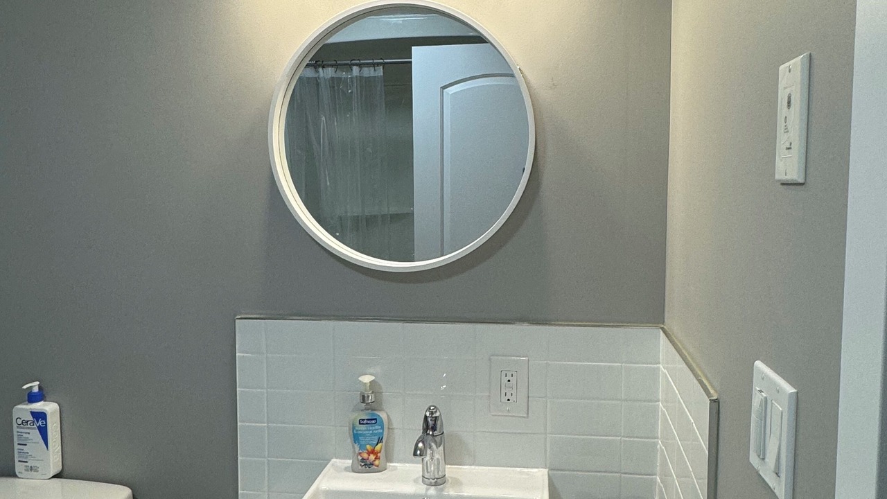 Photo of Bathroom in Loyalist