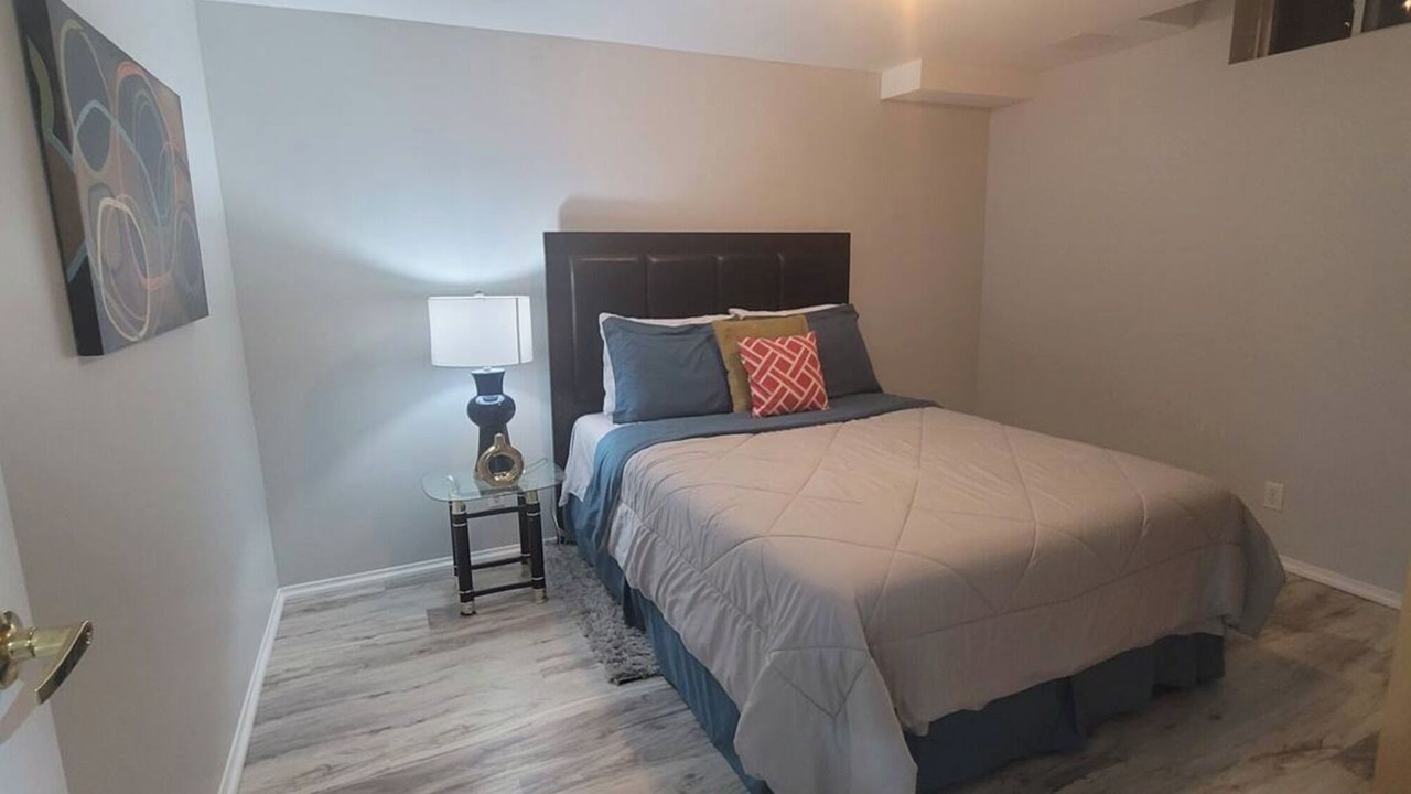 Photo of Bedroom in Churchill Meadows