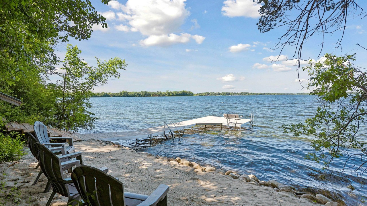 Photo of Outdoor in Maple Lake