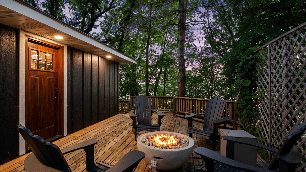 Photo of Outdoor in Maple Lake