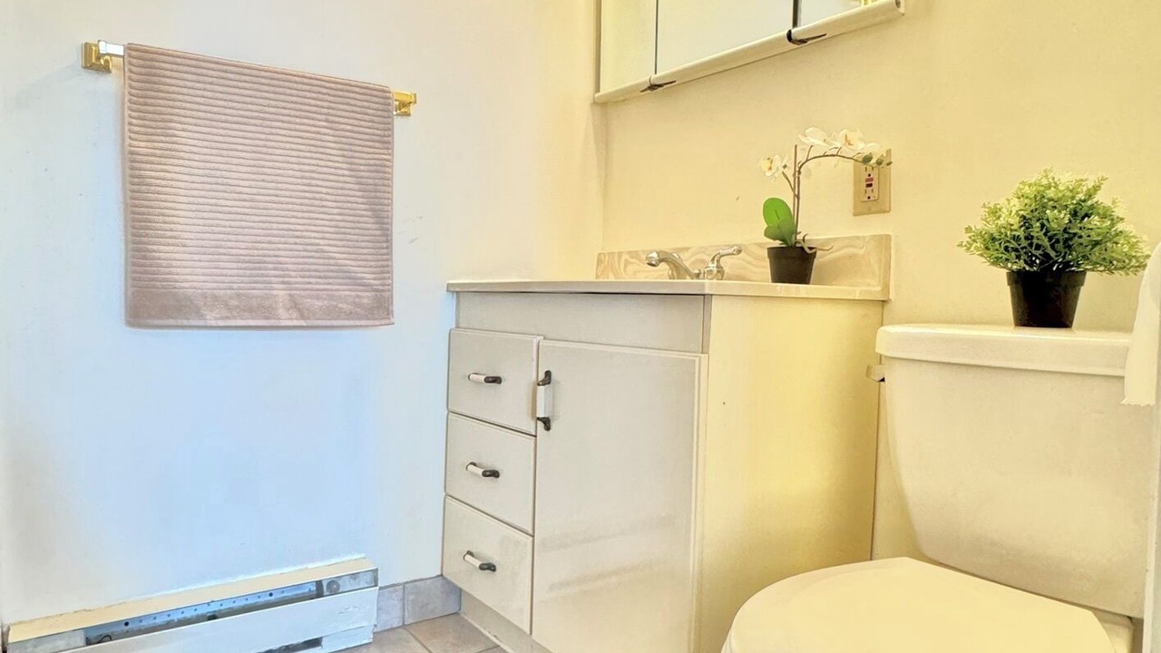 Photo of Bathroom in Forest Hill South