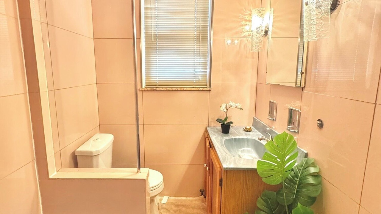 Photo of Bathroom in Forest Hill South