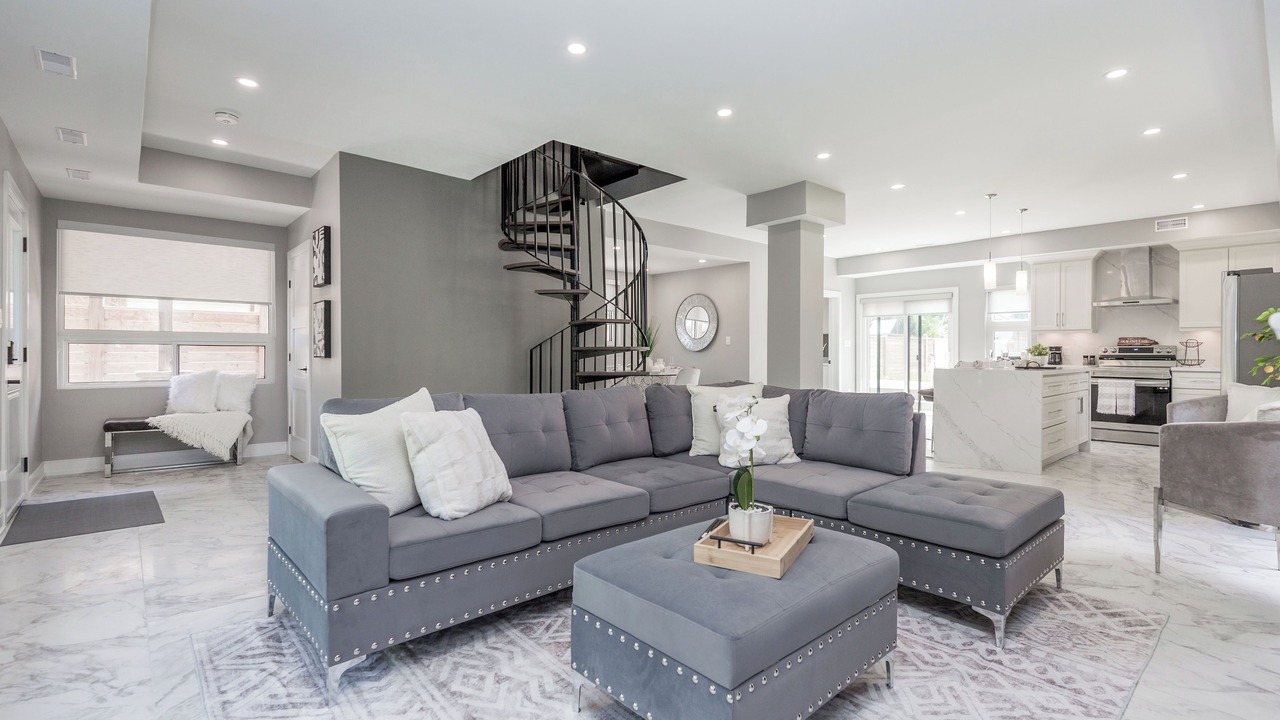 Photo of Livingroom in Innisfil