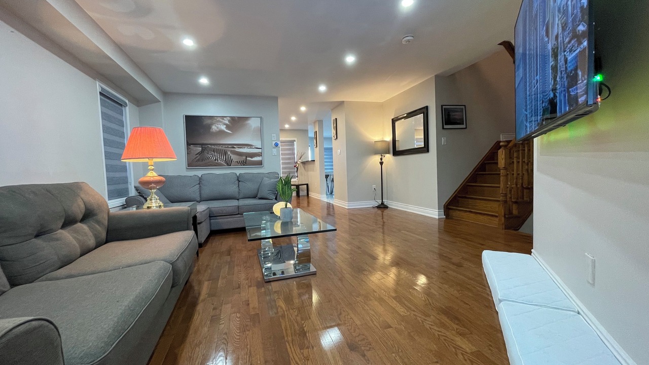 Photo of Livingroom in Whitby
