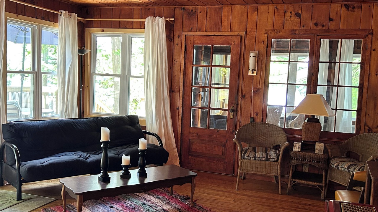 Photo of Livingroom in Minden Hills