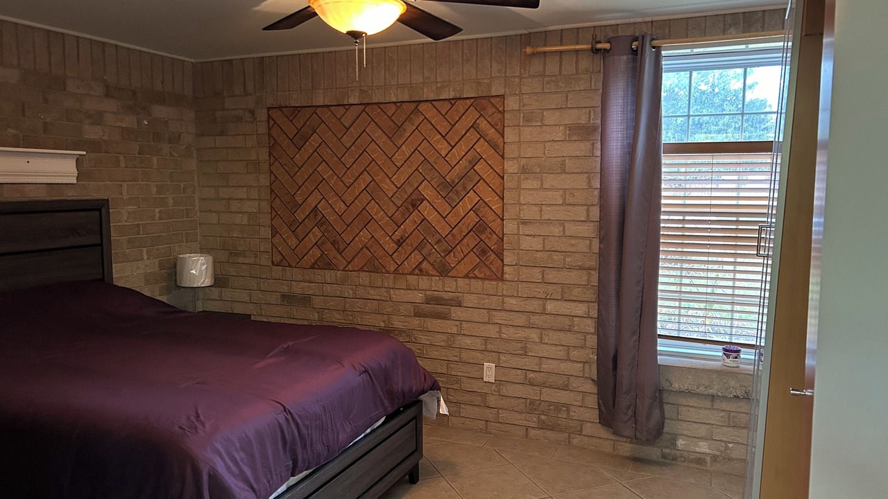Photo of Bedroom in Colborne