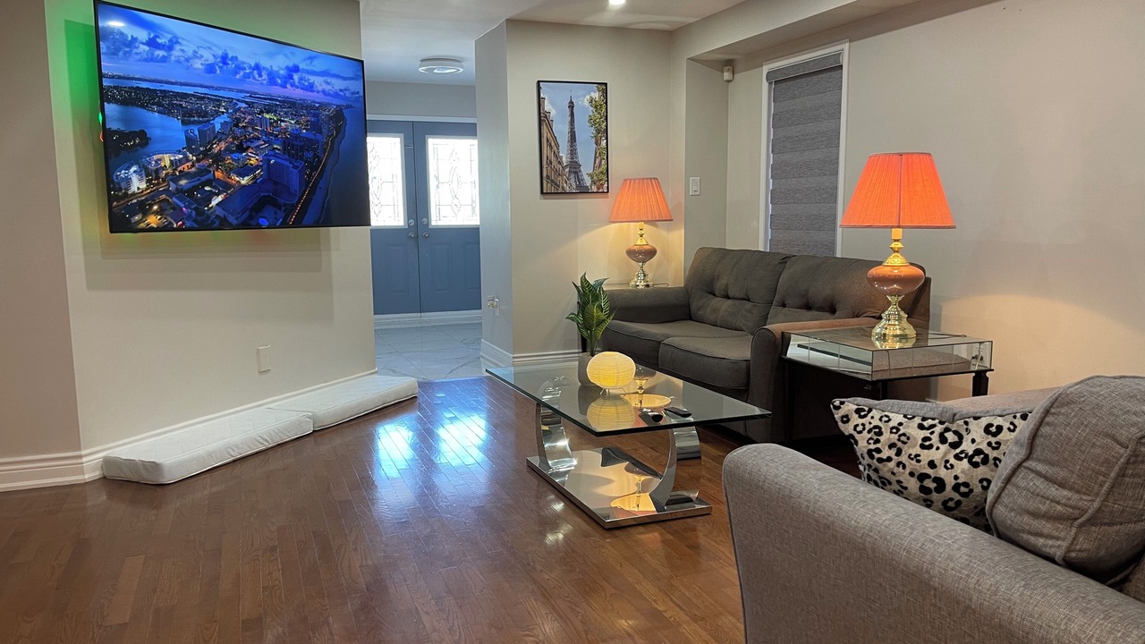 Photo of Livingroom in Whitby