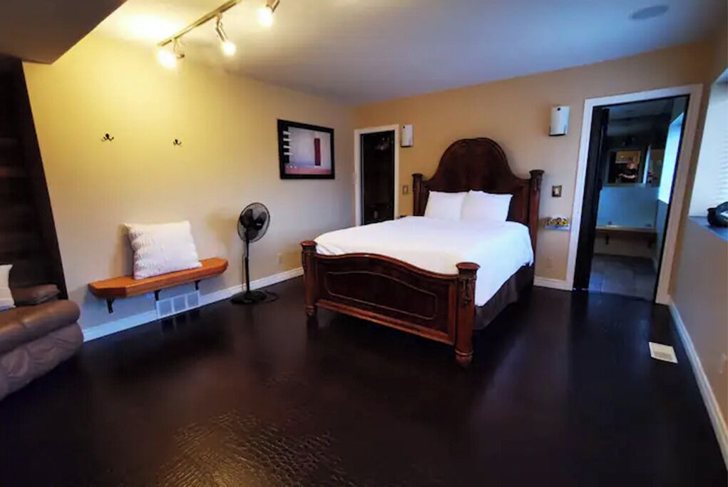 Photo of Bedroom in Bridgeview