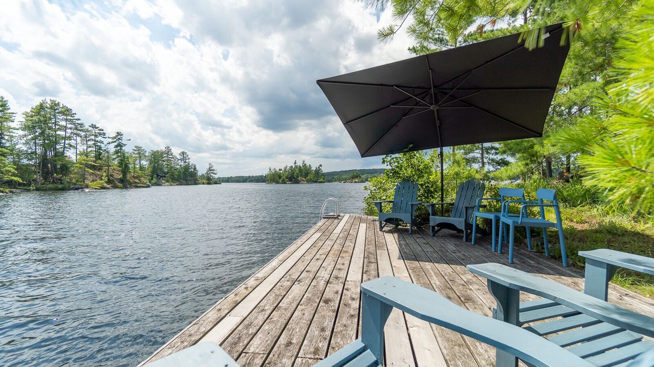 Photo of Patio Balcony in North Kawartha