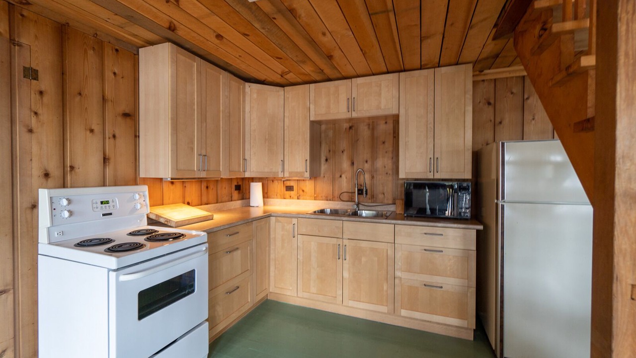 Photo of Kitchen in North Kawartha