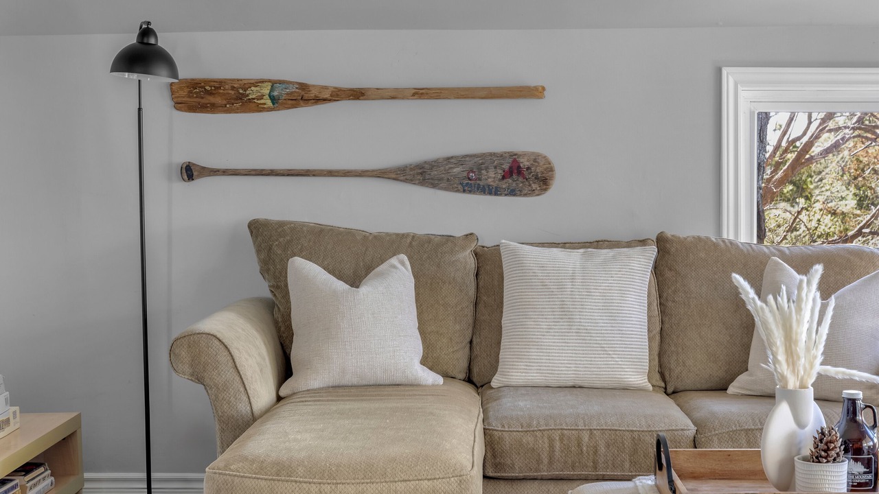 Photo of Livingroom in Prince Edward