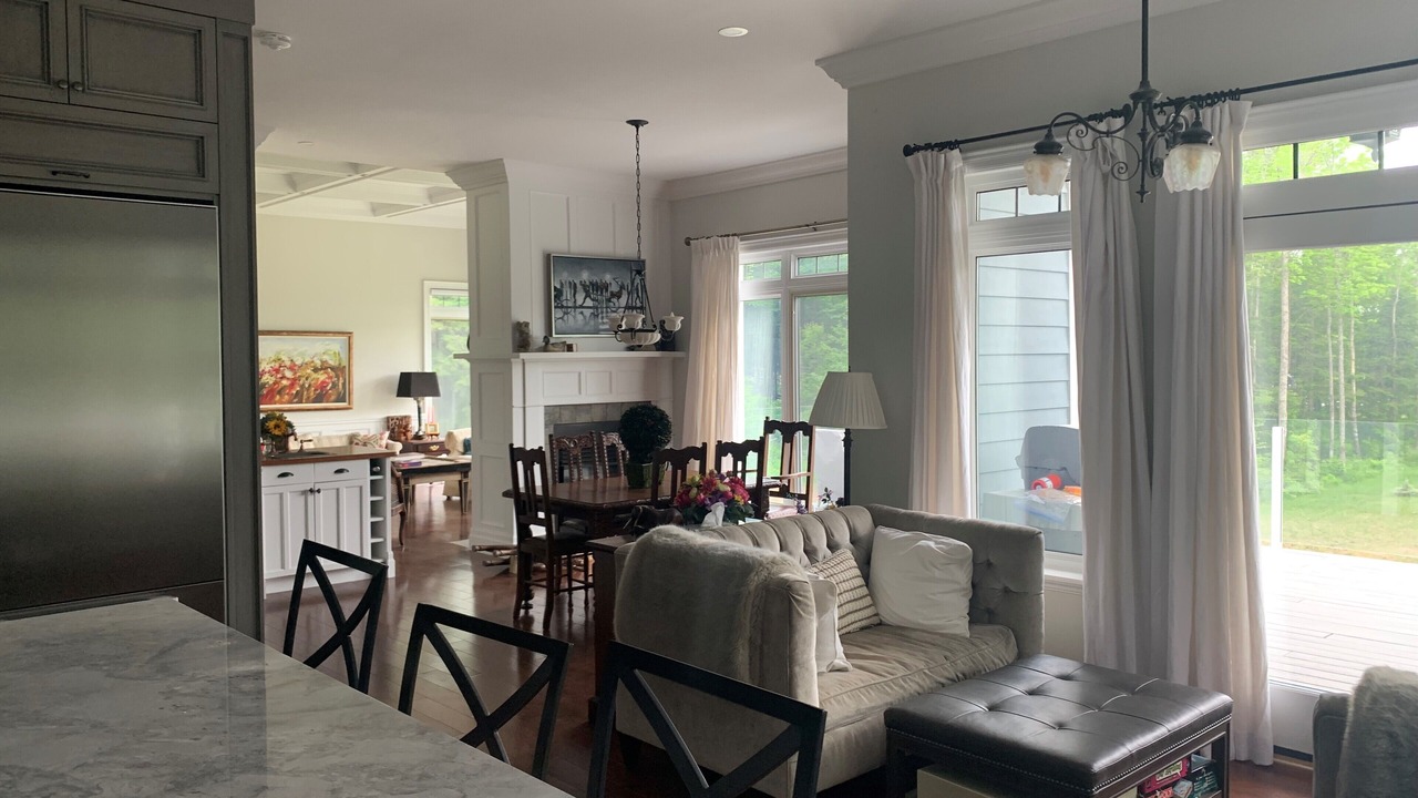 Photo of Livingroom in Perry