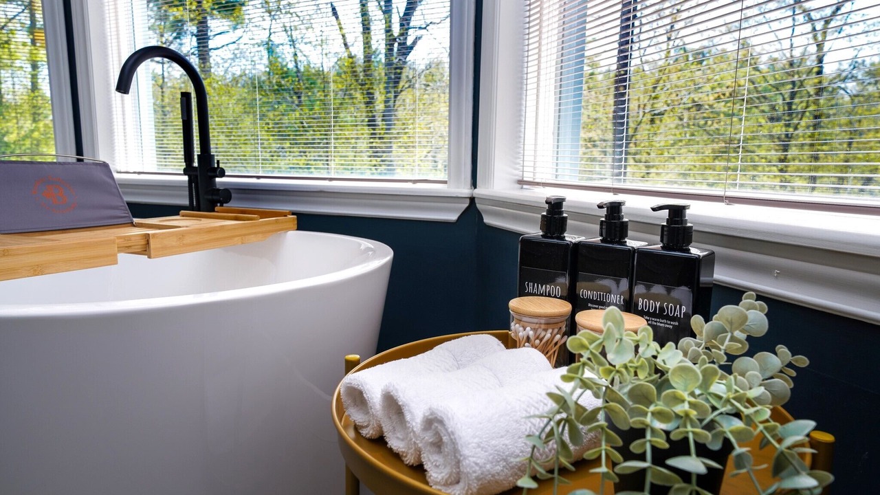 Photo of Bathroom in Grand Bend