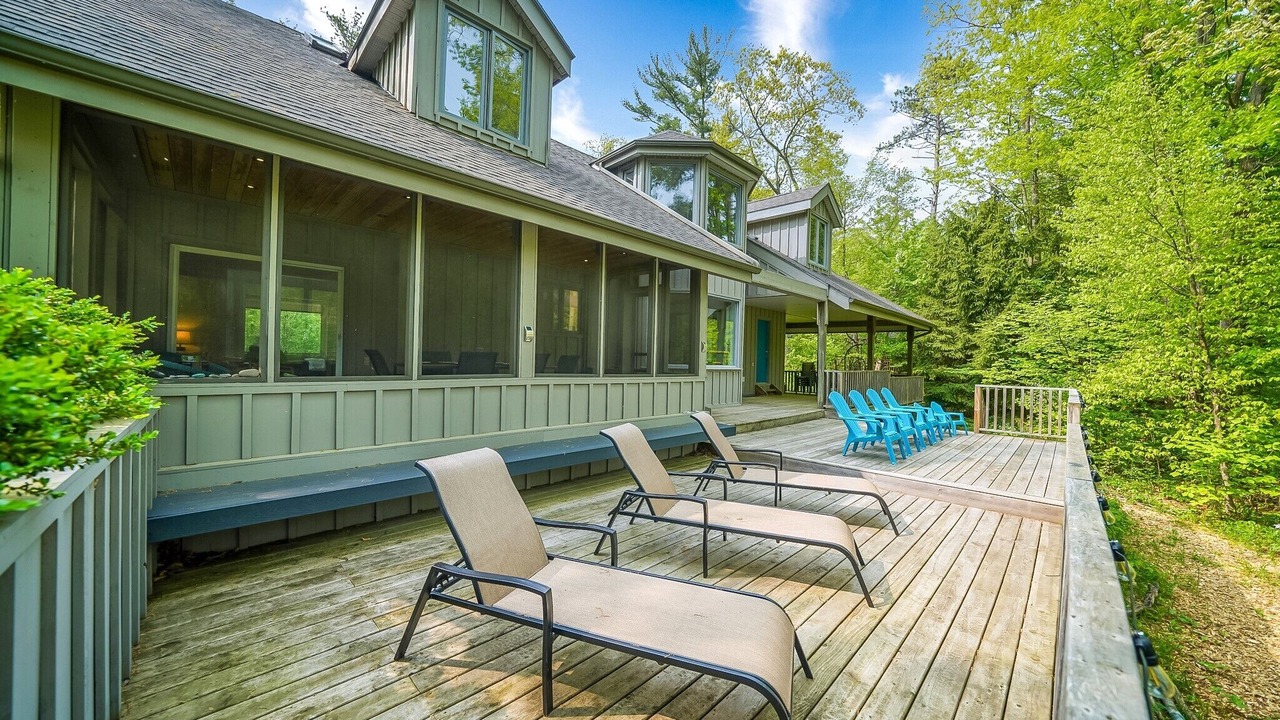 Photo of Patio Balcony in Grand Bend