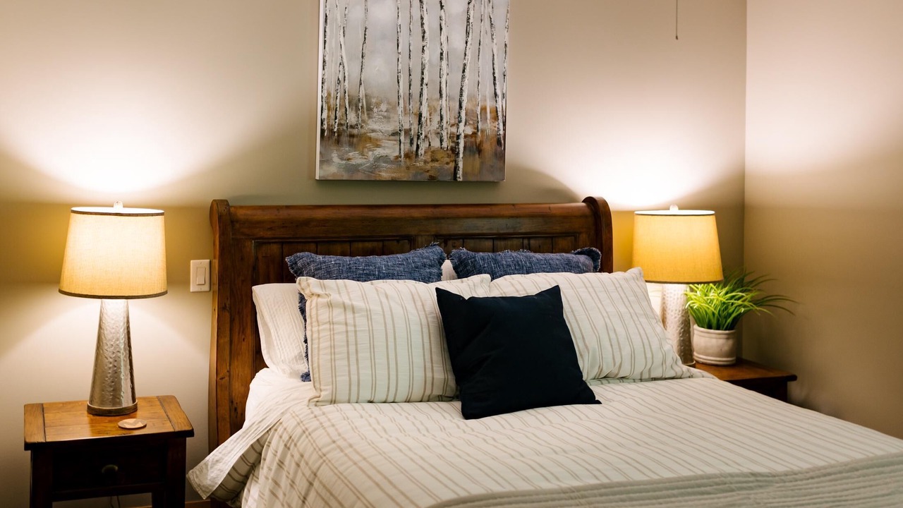 Photo of Bedroom in Dysart et al