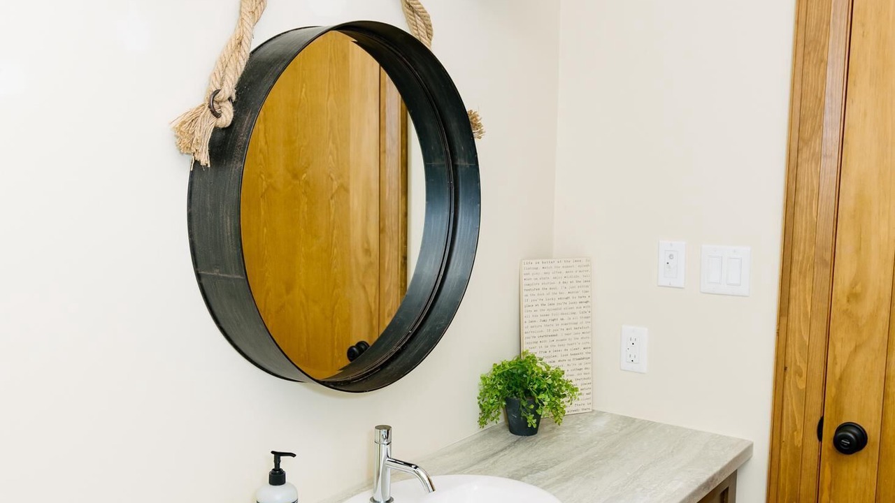 Photo of Bathroom in Dysart et al