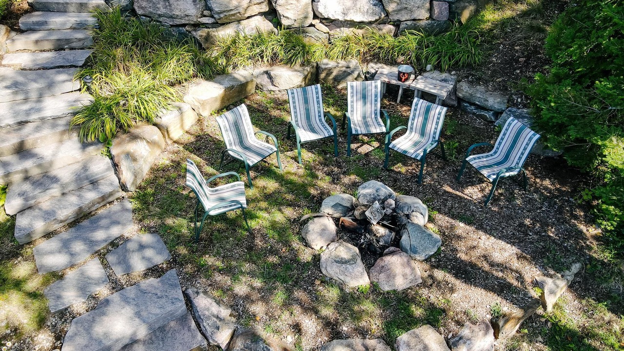 Photo of Patio Balcony in Dysart et al