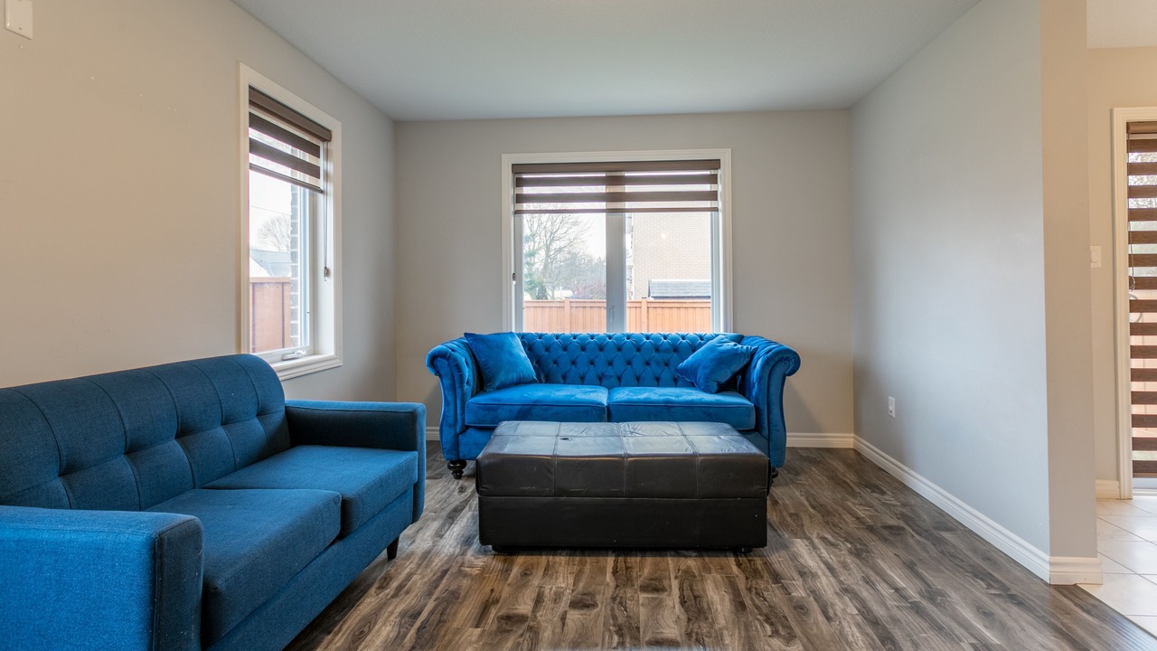 Photo of Livingroom in Ingersoll