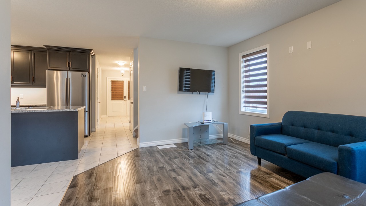 Photo of Livingroom in Ingersoll
