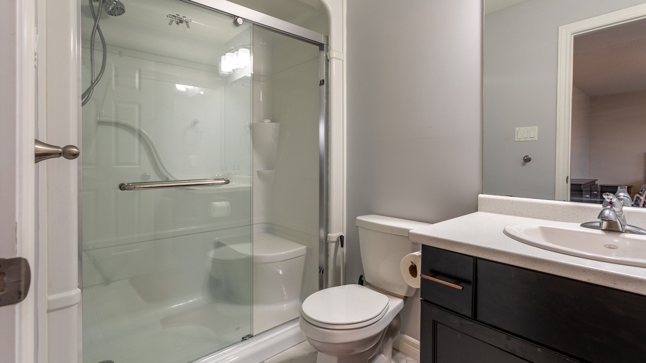 Photo of Bathroom in Ingersoll