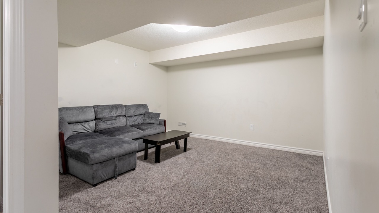 Photo of Livingroom in Ingersoll